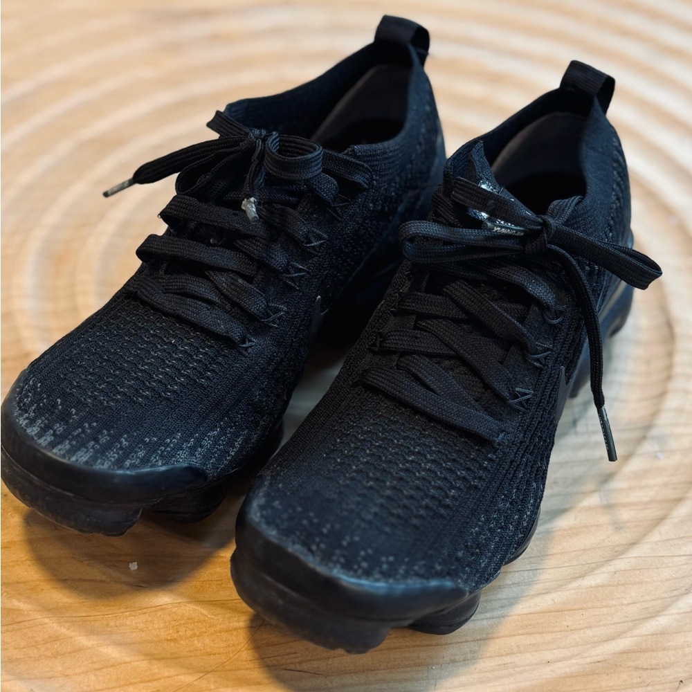 Nike Black Air Sneakers